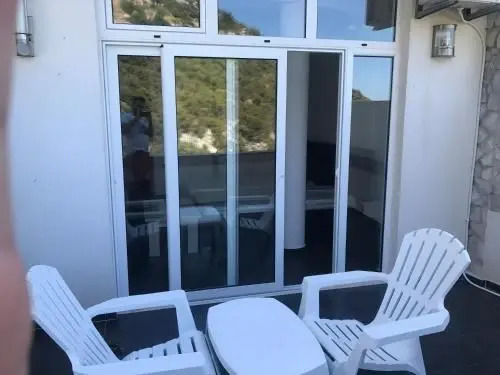 Добро Вода: Novalic Hotel