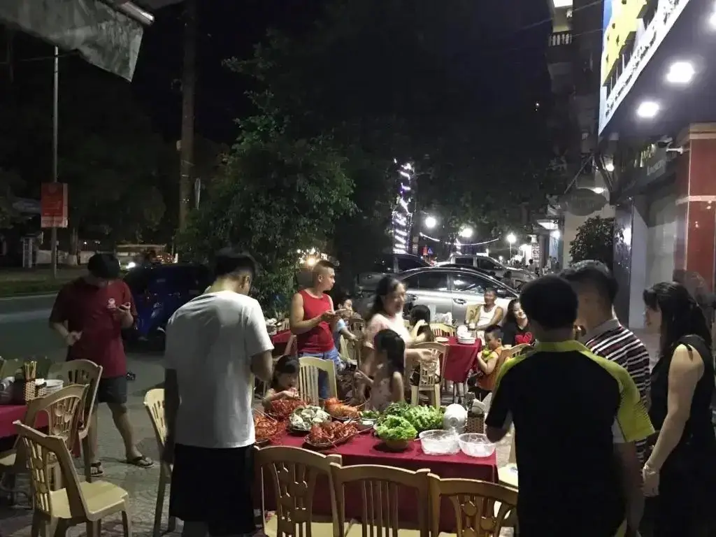 Винь: Hai Hoa Hotel