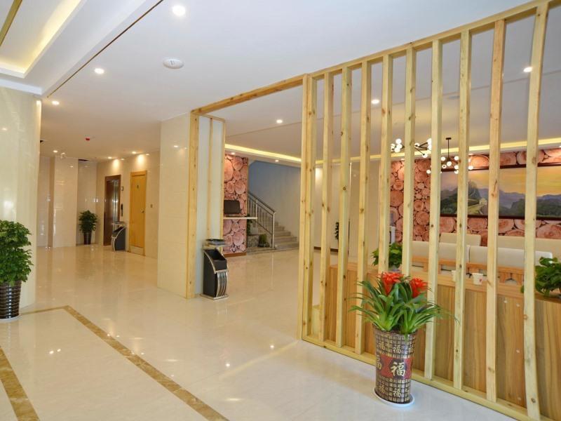 Линьи: Greentree Inn Linyi Yishui County Bus Station