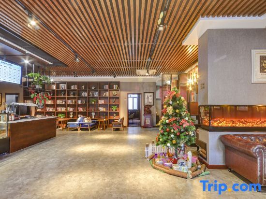 Чэндэ: James Joyce Coffetel Chengde Mountain Resort Toudao Pailou