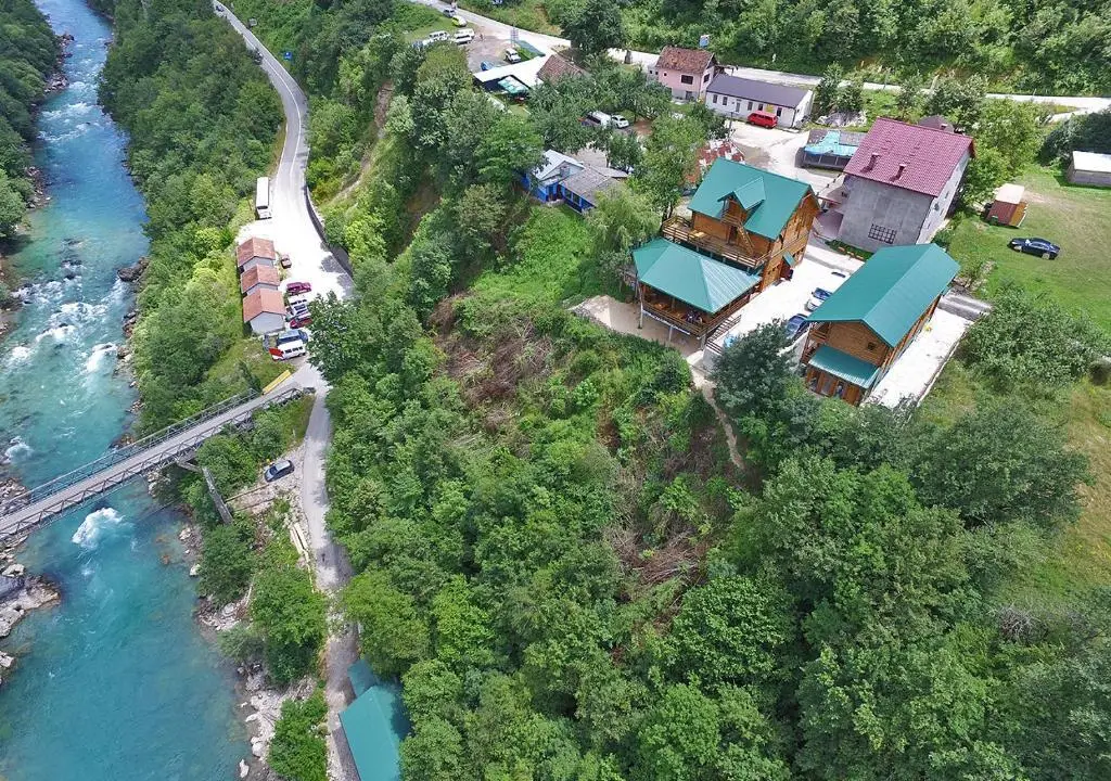 Счепан Поле: Rafting Blue River Tara