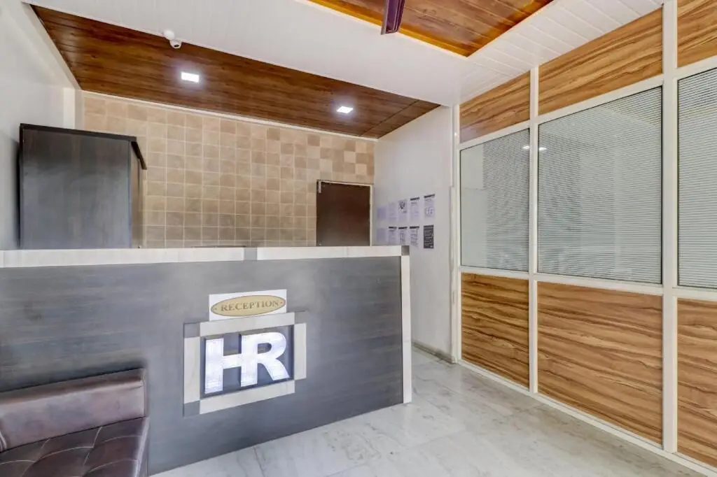 Пуна: Royal Rest Rooms by OYO Rooms