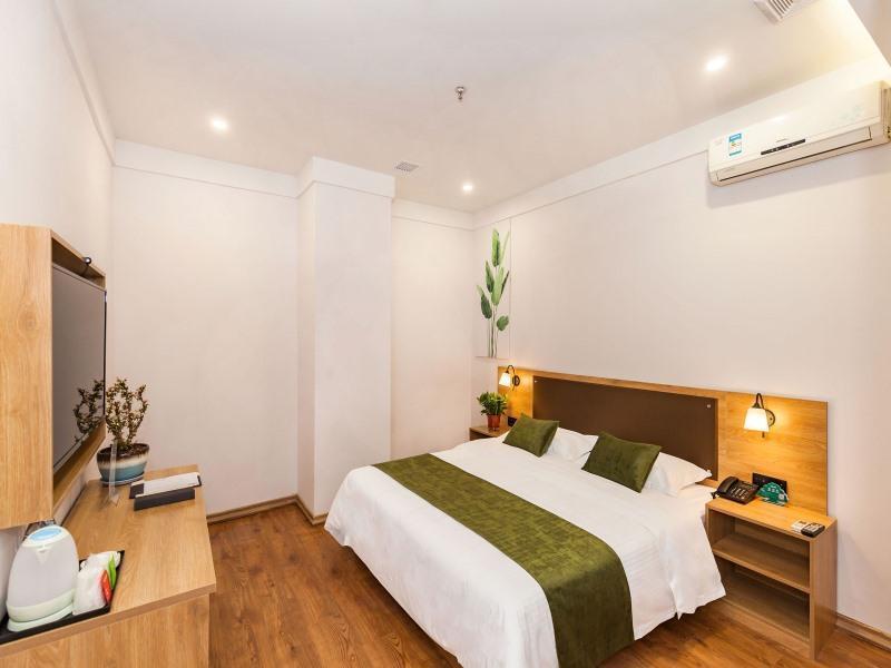 Далянь: Greentree INN Dalian Airport NEW District Xinzhaiz