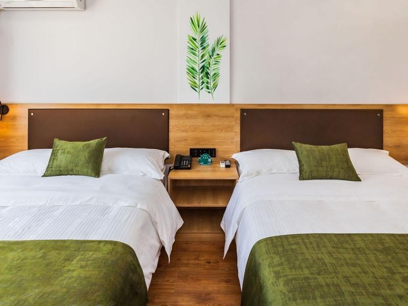 Далянь: Greentree INN Dalian Airport NEW District Xinzhaiz