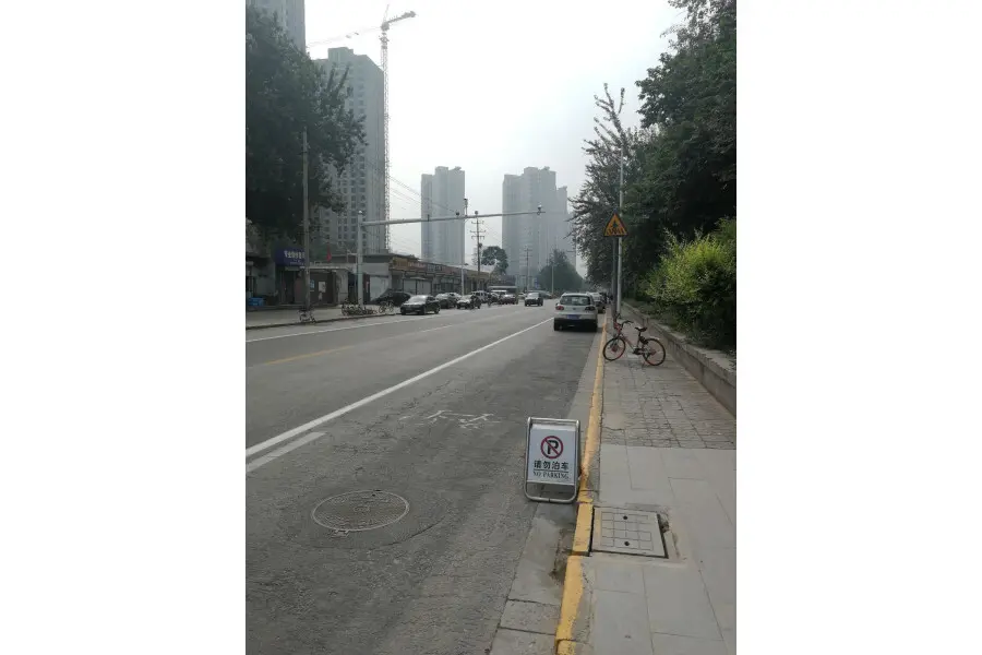 Шицзячжуан: James Joyce Coffetela Shijiazhuang Railway Station
