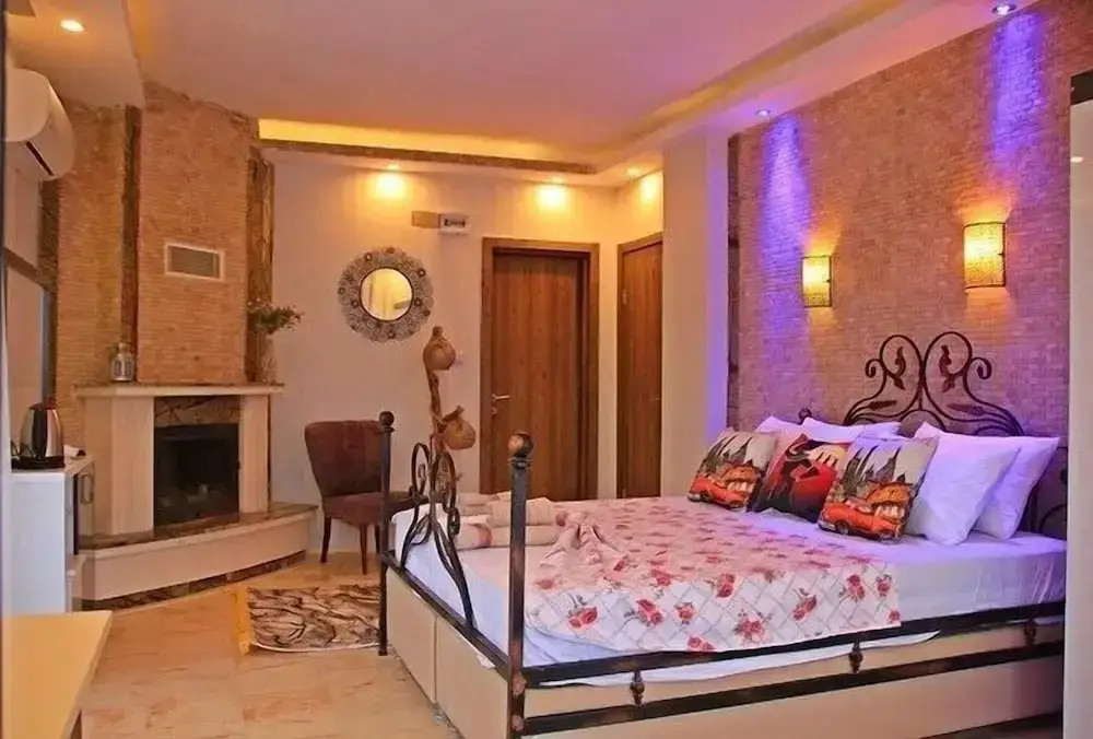 Helvaci: Yeni Foça Butik Otel