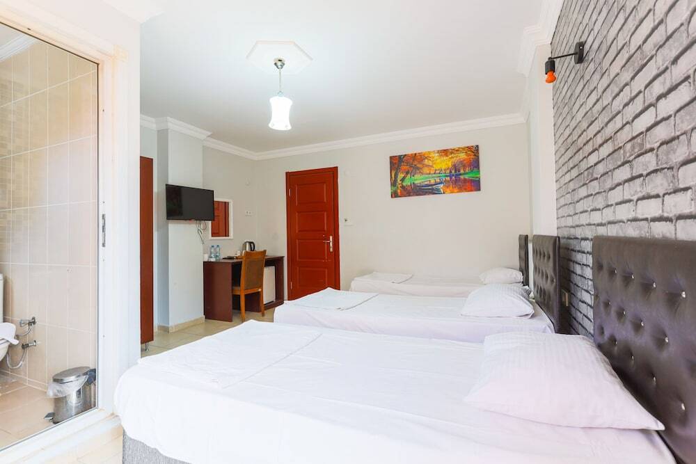 Изник: Iznik Otel