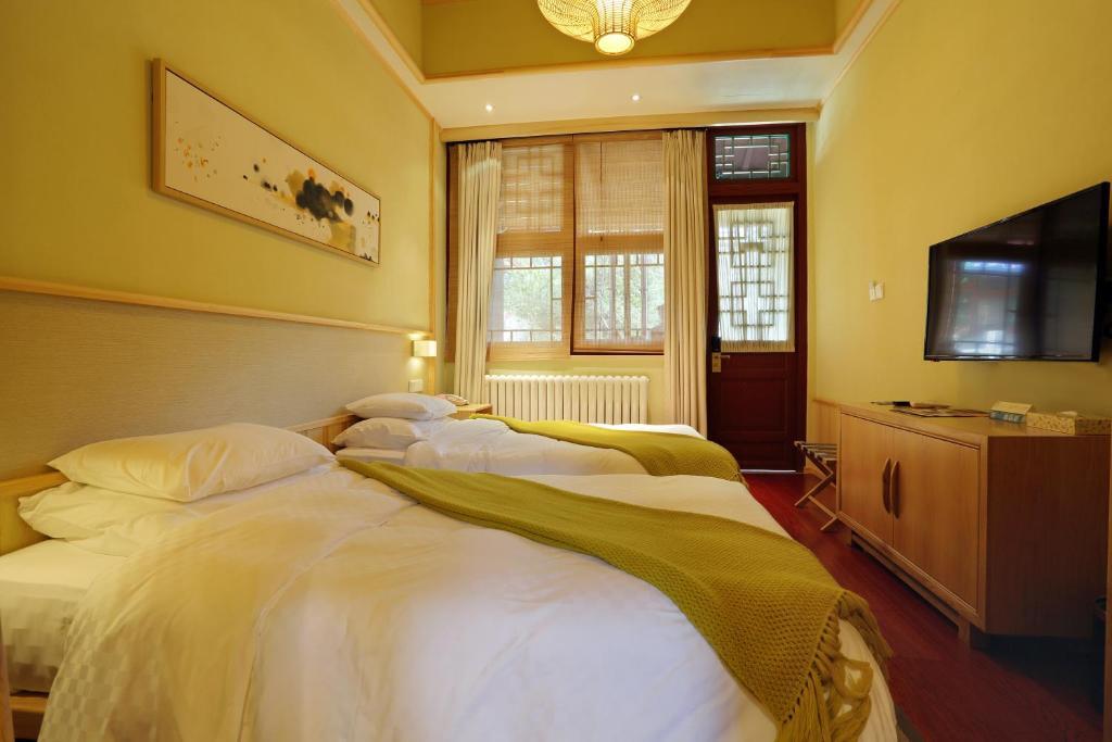 Пекин: Beijing GuBei Water Town SiMaGreat Wall Guesthouse