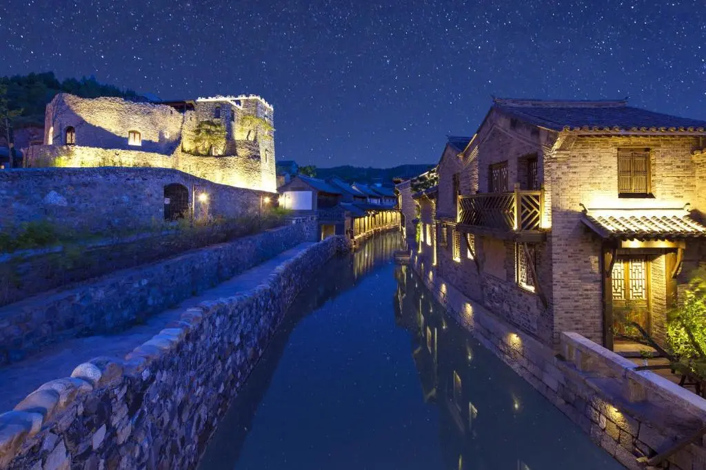 Пекин: Beijing GuBei Water Town SiMaGreat Wall Guesthouse