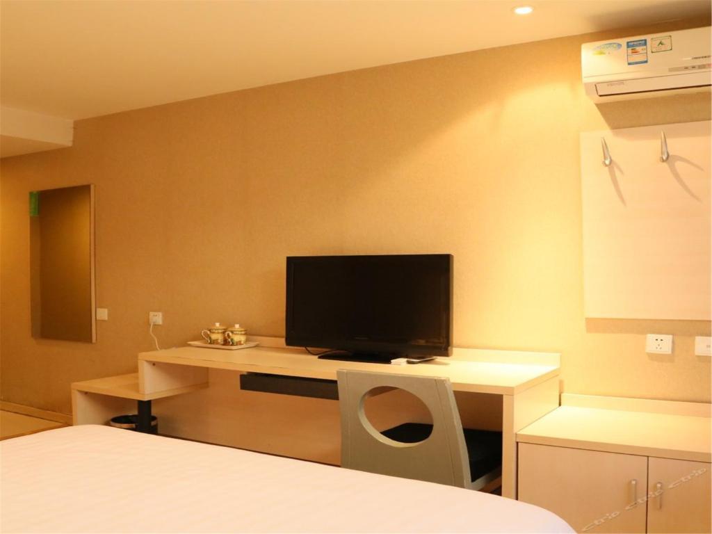 Датун: Luda Express Hotel