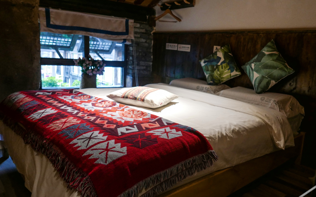 Гуанъюань: Floral Hotel Zhanlin's House