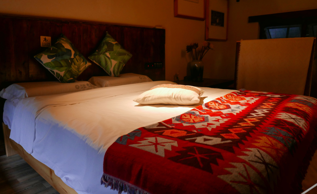 Гуанъюань: Floral Hotel Zhanlin's House