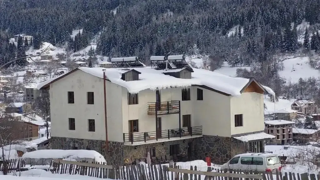 Местиа: Roza's guest house