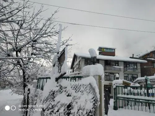 Пахалгам: Hotel Diamond Palace