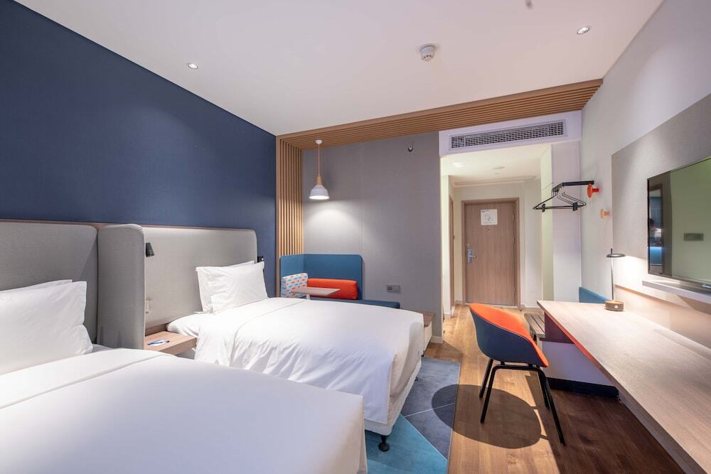 Наньтун: Holiday Inn Express Nantong North Gateway, an IHG Hotel