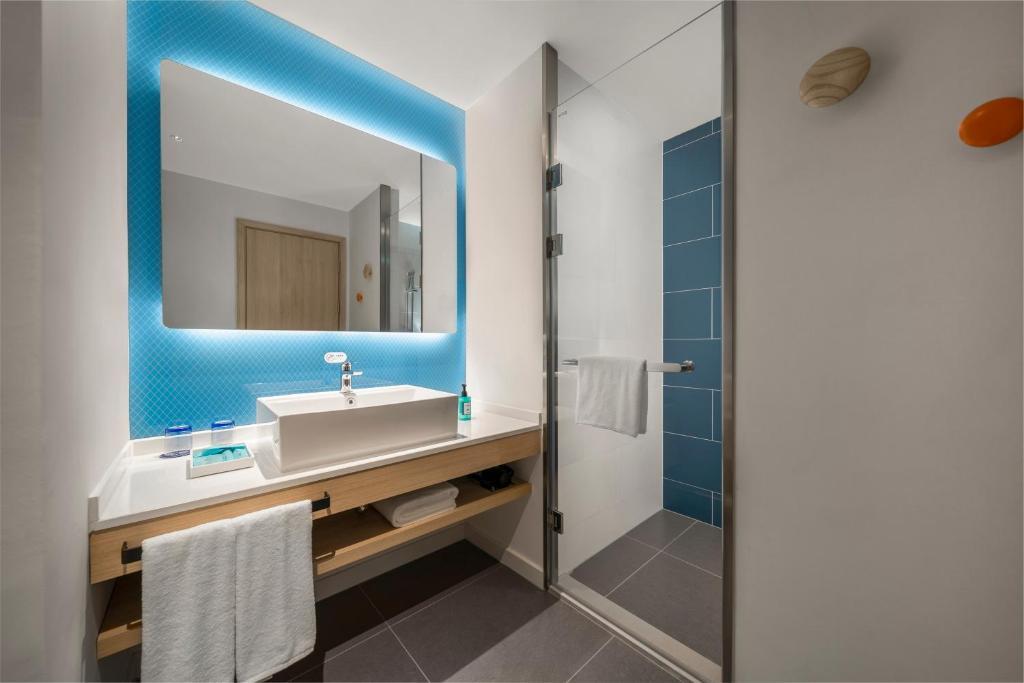 Наньчан: Holiday Inn Express Nanchang Riverside, an IHG Hotel