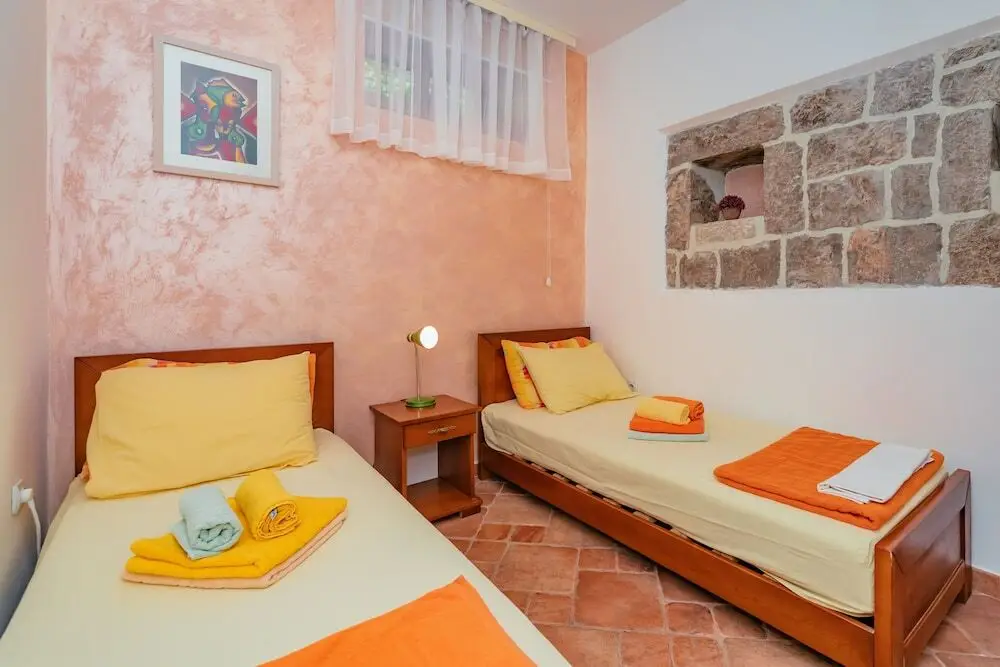 Бигово: Apartment Bigovo Veljic-traste