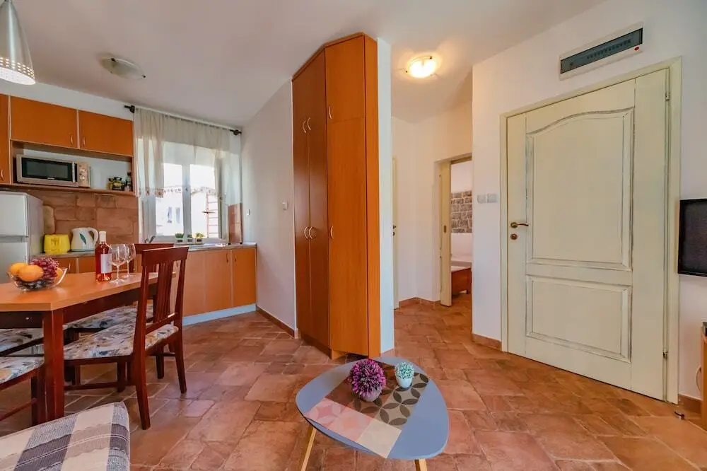 Бигово: Apartment Bigovo Veljic-traste