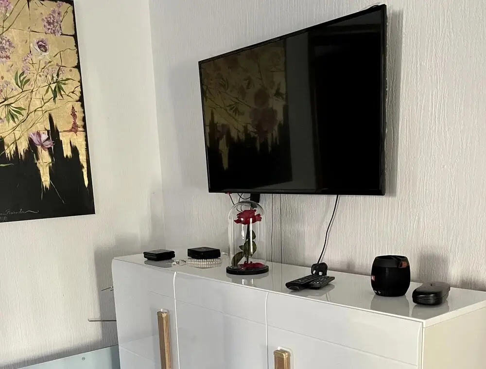 Бар: 3 Bedroom Apartment With Pool
