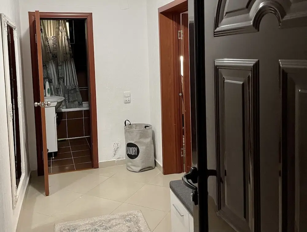 Бар: 3 Bedroom Apartment With Pool