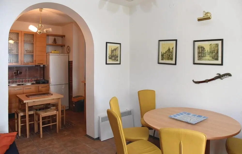 Доброта: Nice Home in Dobrota With 3 Bedrooms and Wifi
