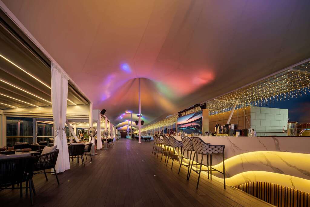 carousel image 0