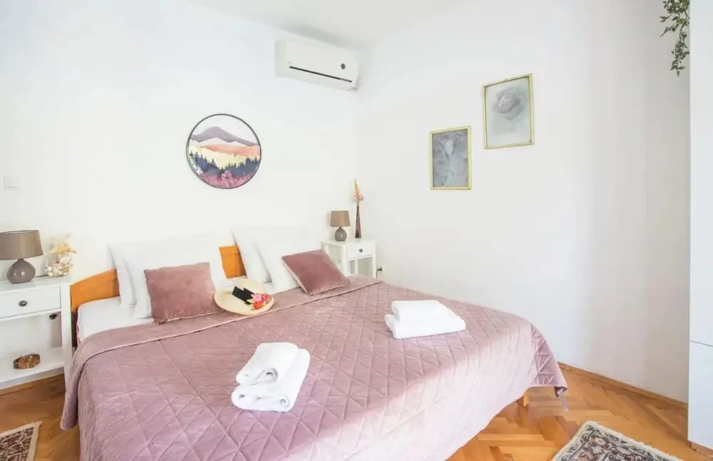 Лепетане: Mesmerizing Studio Flat Near Kotor Bay in Tivat