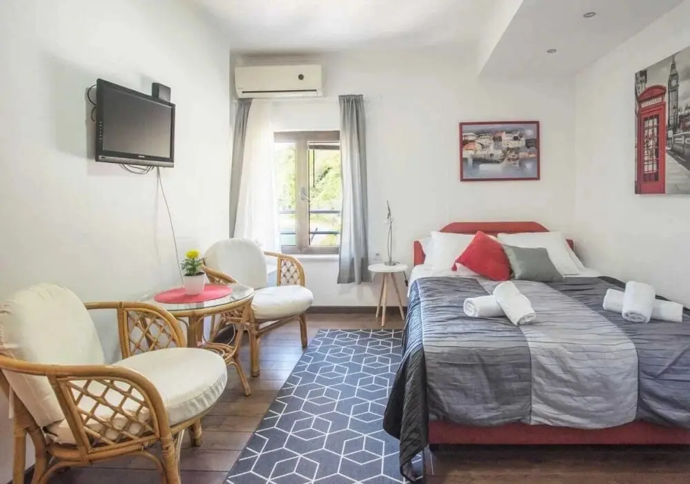 Лепетане: Studio Flat With View Near Kotor Bay in Tivat