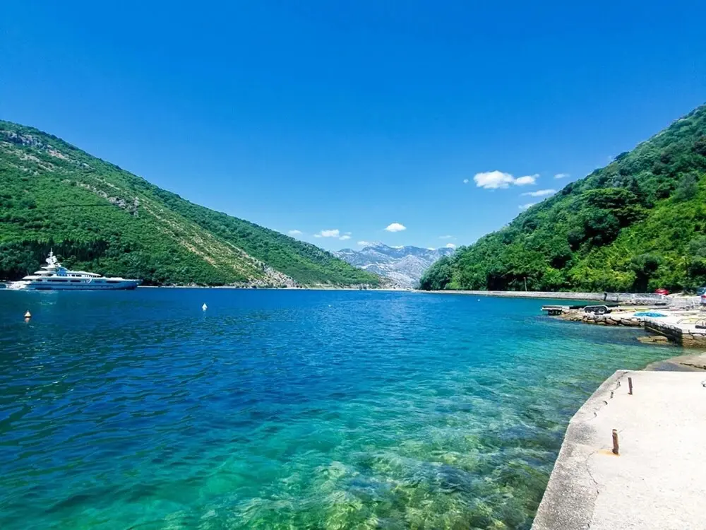 Лепетане: Great Studio Flat With View Near Beach in Tivat