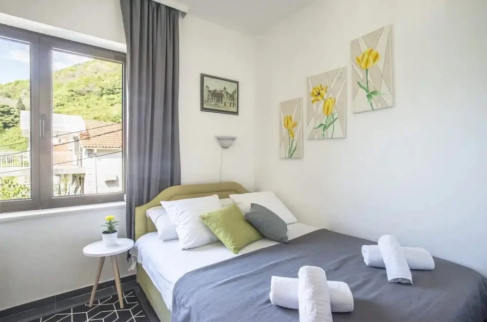 Лепетане: Great Studio Flat With View Near Beach in Tivat