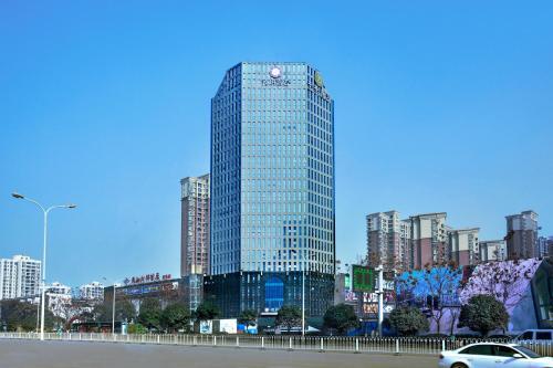 Joya Wuhan Optics Valley — фото 1