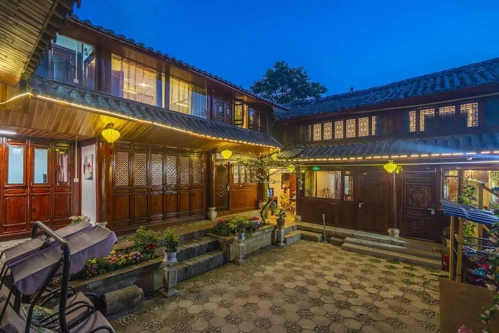 Lijiang Muyunju Inn — фото 1