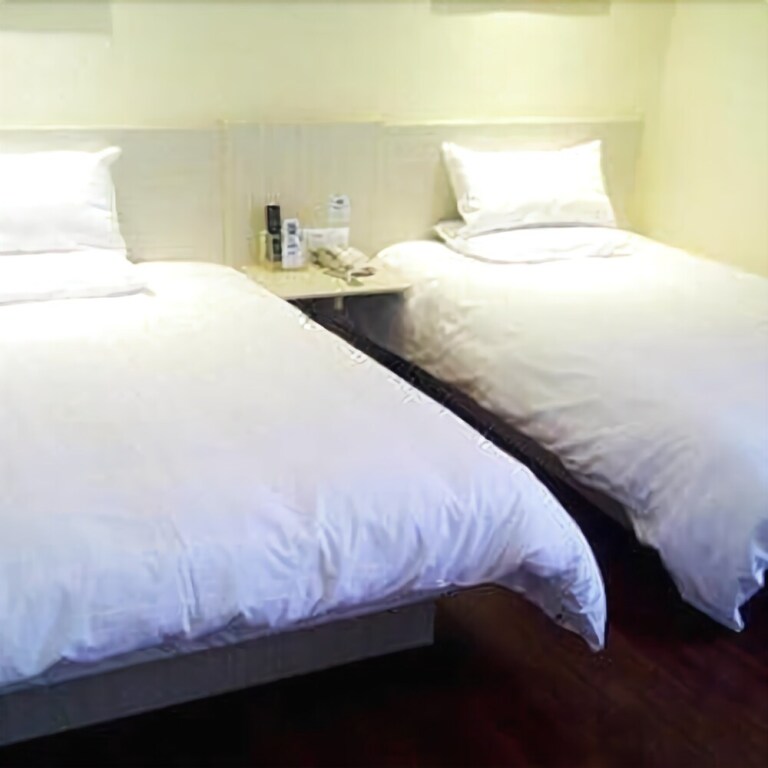 Циндао: Hanting Express Hotel Qingdao Taidong Branch