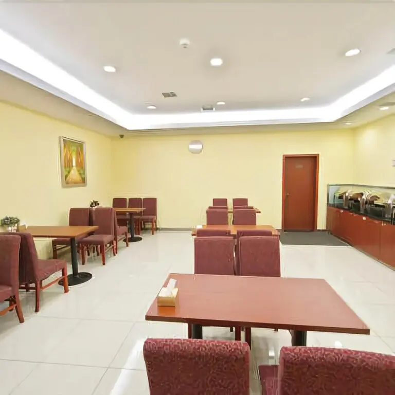 Циндао: Hanting Express Hotel Qingdao Taidong Branch