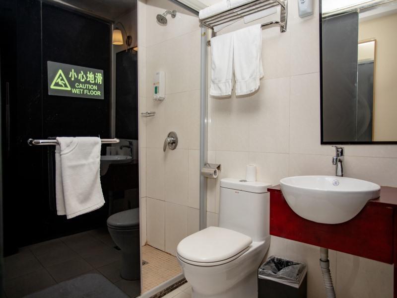 Шанхай: GreenTree Inn Shanghai Nanqiao Nanfeng Highway Express Hotel