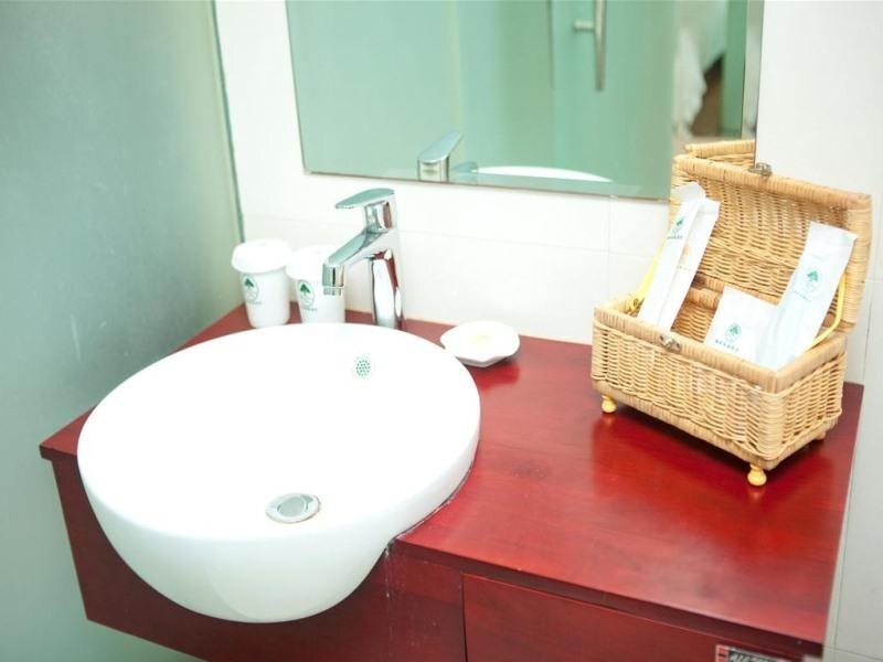 Шанхай: GreenTree Inn Shanghai Nanqiao Nanfeng Highway Express Hotel