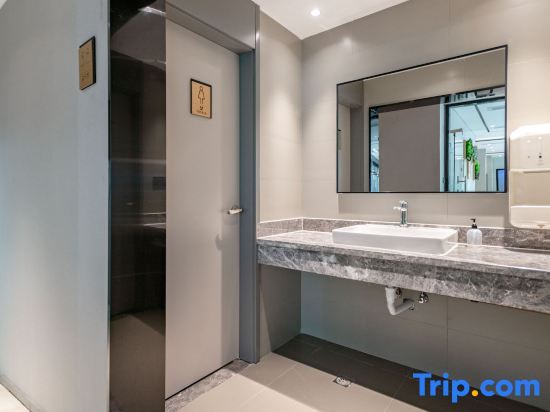 Шанхай: Home Inn Hotel(Shanghai Yanggao Road, Lantian Road Subway station)