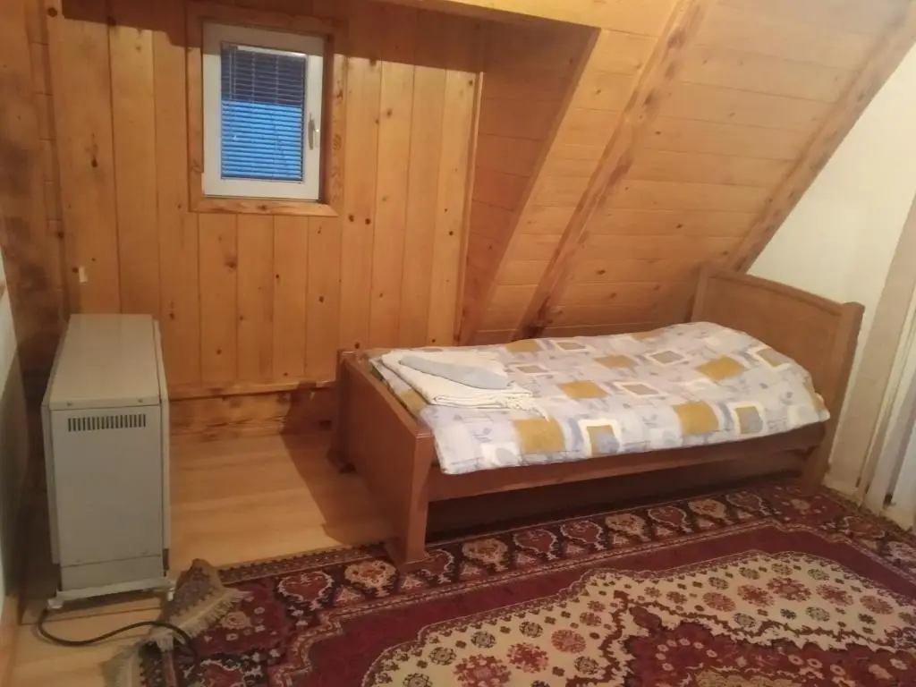 Жабляк: HOLIDAY