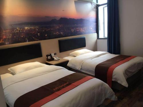 Куньмин: Thank Inn Chain Hotel Yunnan Kunming Panlong District Shiboyuan