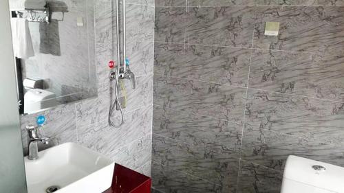 Чжанцзякоу: Thank Inn Plus Hotel Hebei Zhangjiakou Huailaishacheng