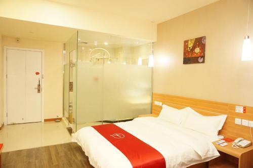 Лоуди: Thank Inn Chain Hotel Hunan Loudi New Huaxuefu Road