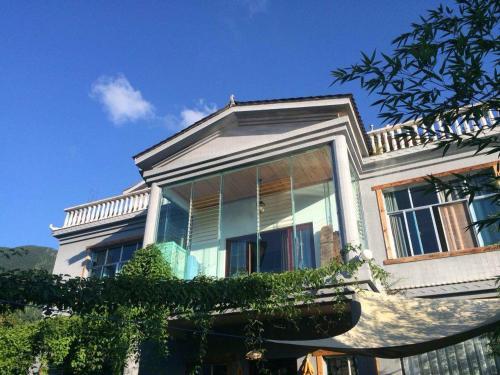 Xingyi Wanfeng Lin Jianshan Guest House — фото 1
