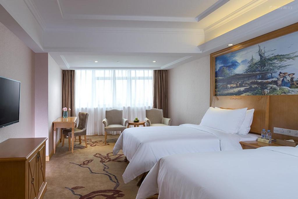 Фошань: Vienna International Hotel Guangdong Foshan Nanhai Heshun