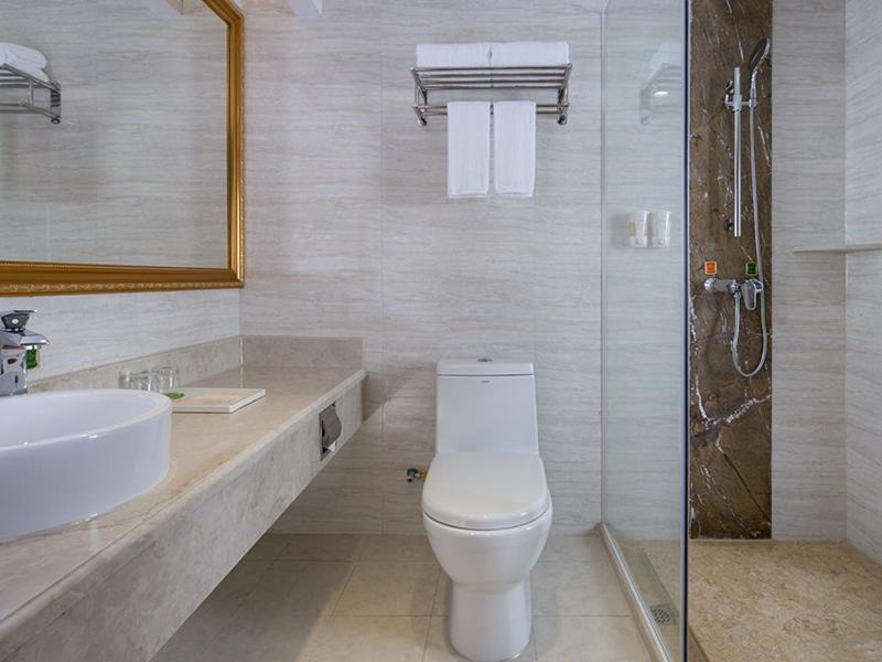 Фошань: Vienna International Hotel Guangdong Foshan Nanhai Heshun
