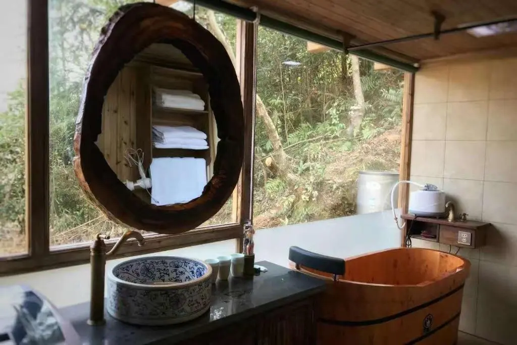 Шанграо: Wuyuan Ban Yin Shan Guest House