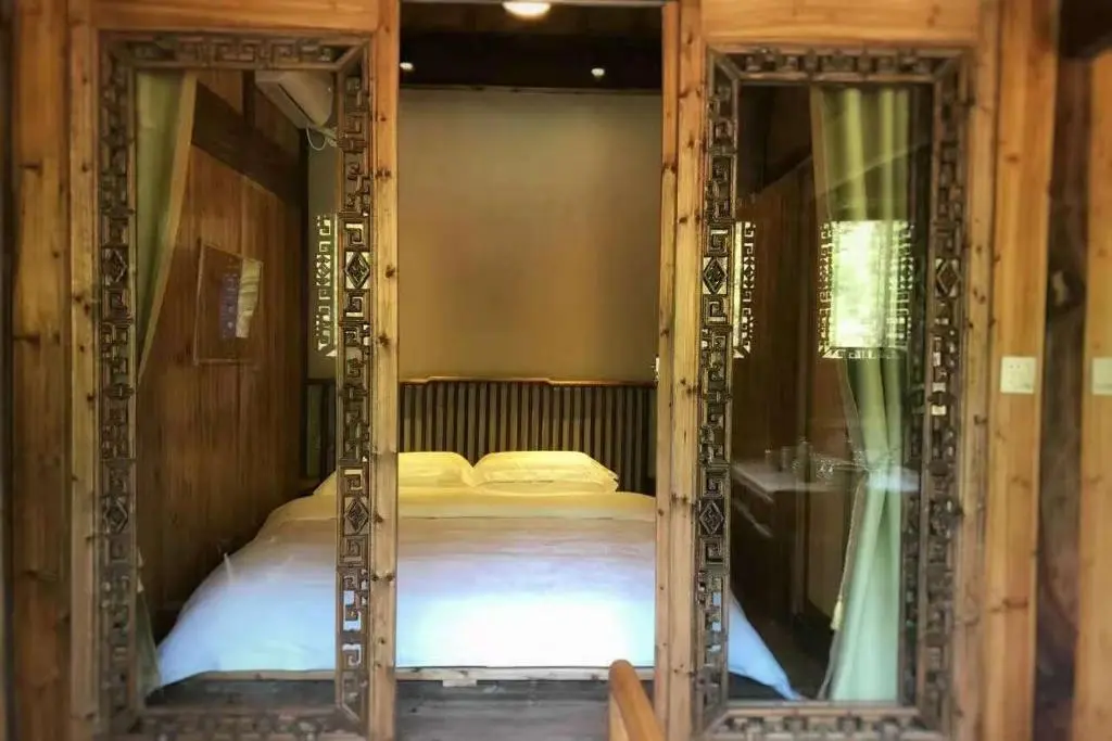 Шанграо: Wuyuan Ban Yin Shan Guest House