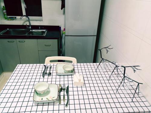 Шанхай: 【Nest】Guesthouse near Xujiahui