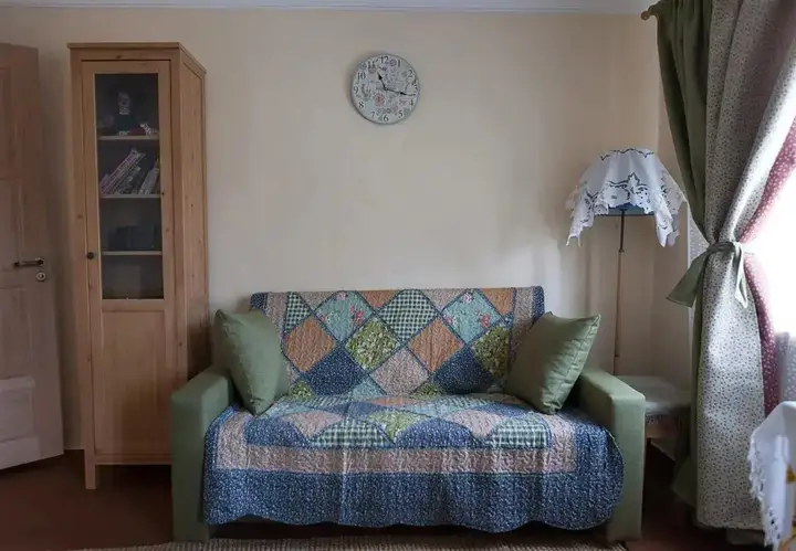 Хамышки: Gostevoy Dvor Dvenadtsat Mesyatsev