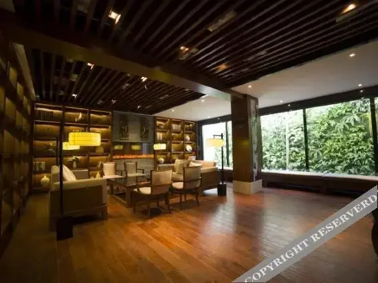 Цзиндэчжэнь: Crystal Pudi Hotel (Jingdezhen Zhushan Dongshi Huangyao)
