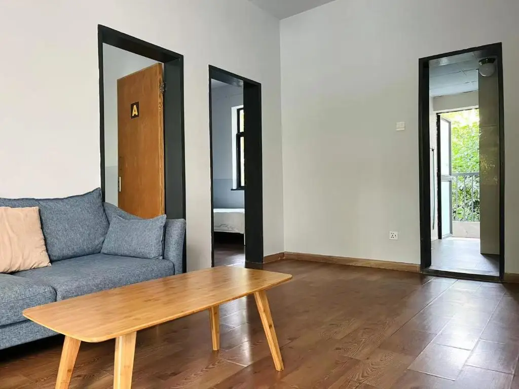 Шэньчжэнь: Shenzhen Loft Youth Hostel